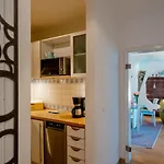Viktory Apartment